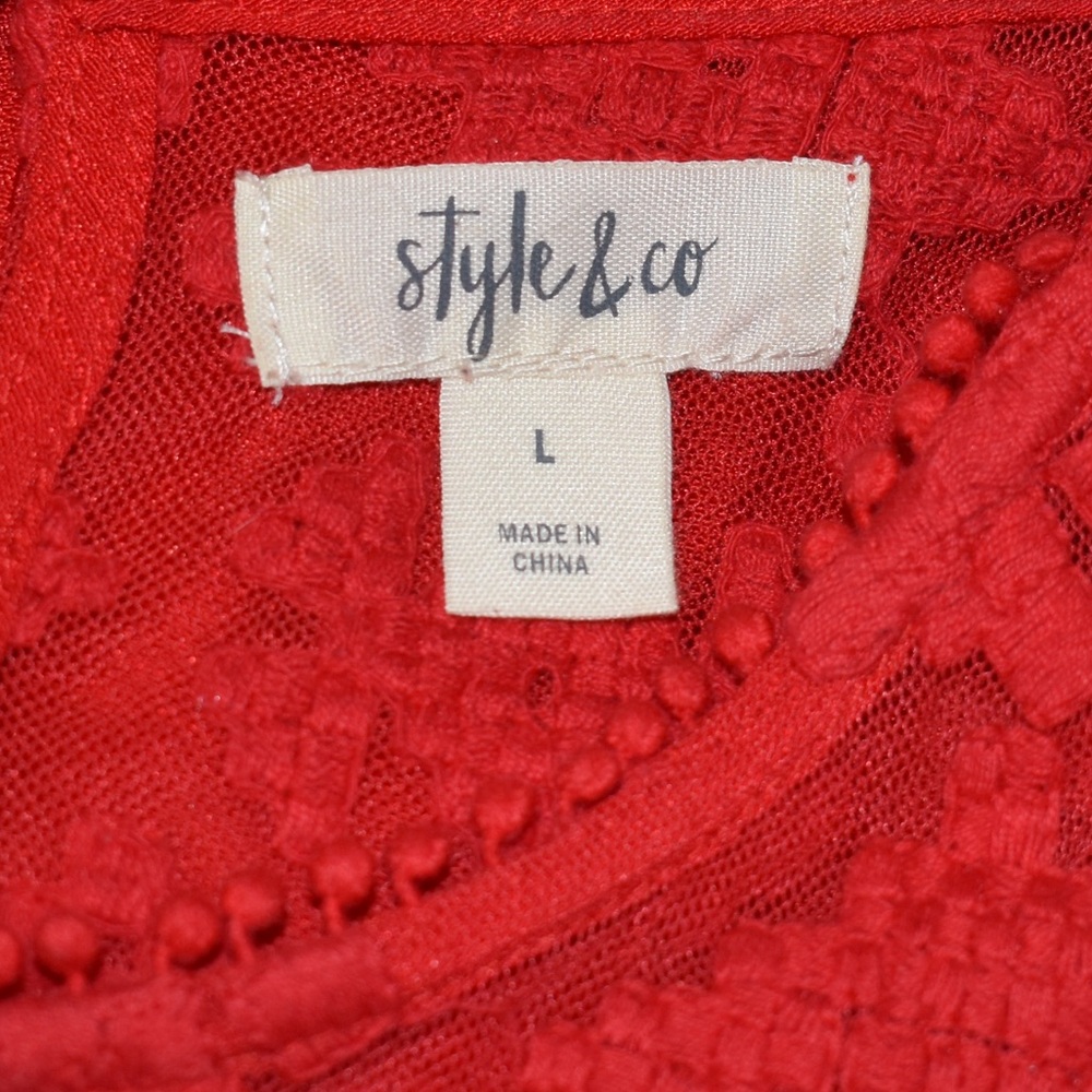 Style & Co Red Sleeveless Tiered Blouse. Size L - Picture 3 of 5